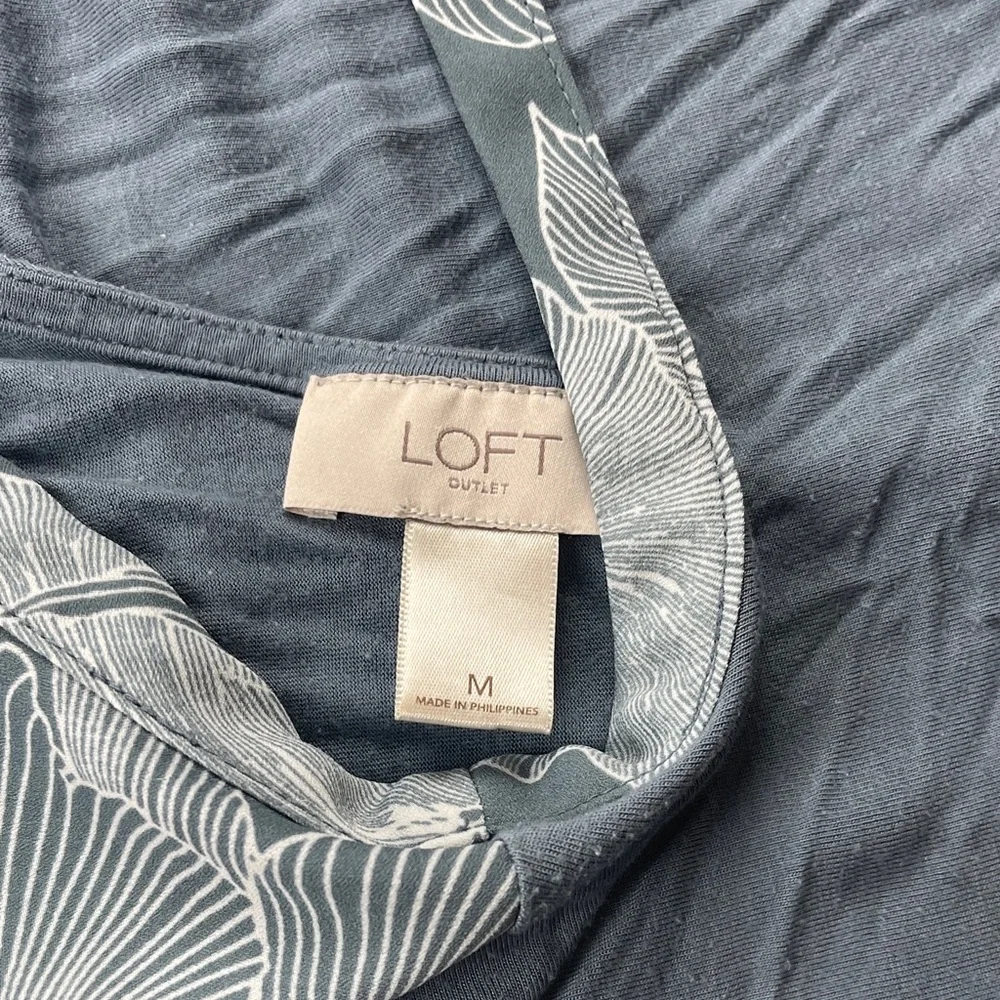 LOFT Blue Floral Short Sleeve Blouse - Picture 6 of 6